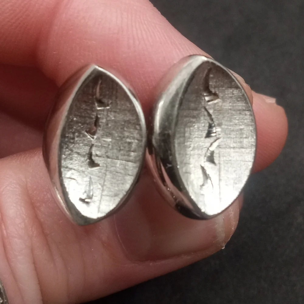 2 Classic Sets of Cufflinks for Men Silver And Gold Tone Simple Design